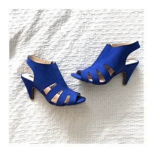 INC GIANNAH Leather Lagoon Blue Caged Heels